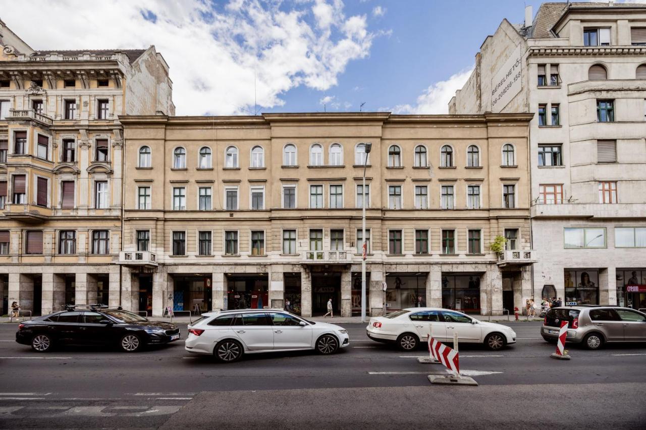 Bubbles Apartment Budapest Exteriör bild